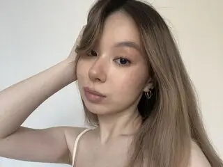 Live camshow anal LynDobb